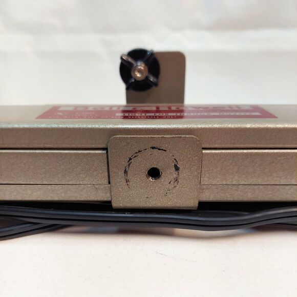 VINTAGE Bell & Howell Flood Light Bar Film Photo Video Studio 34916 *Tested - Picture 4 of 7